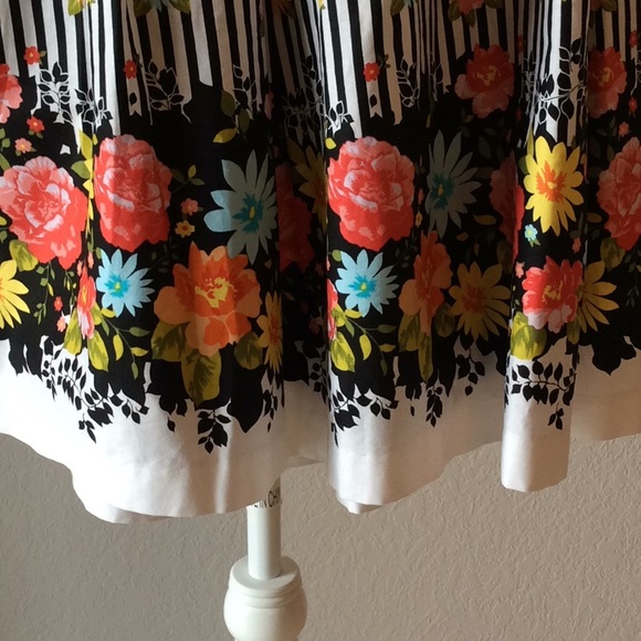 Girls Bonnie Jean Dress 👗 - Picture 4 of 8